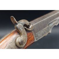 Armes de Poing PAIRE DE PISTOLETS  A SYSTEME CARTOUCHE PAPIER CANON PIVOTANT INVENTION LEPAGE ARQUEBUSIER DU ROI - FRANCE XIXè {
