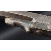 Armes de Poing PAIRE DE PISTOLETS  A SYSTEME CARTOUCHE PAPIER CANON PIVOTANT INVENTION LEPAGE ARQUEBUSIER DU ROI - FRANCE XIXè {