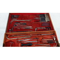 Marine Militaire COFFRET DE CHIRURGIE MILITAIRE DE LA MARINE Me AIGUIER PAR CHARRIERE A PARIS - FRANCE XIXè {PRODUCT_REFERENCE} 