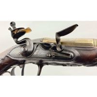 Armes de Poing PISTOLET D'OFFICIER DE MARINE A SILEX EN BRONZE  PAR CRAMON A ST ANDRE DE CUBZAC (BORDEAUX) 1770 EPOQUE LOUIS XV 