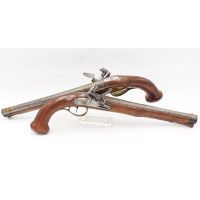 Armes de Poing BELLE PAIRE DE PISTOLETS A SILEX VON DER FECHT. JUN: A BERLIN  1763-1812 DAMAS ORIENTAL - ALLEMANGE XVIIIè {PRODU