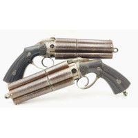 Armes de Poing RARISSIME PAIRE DE POIVRIÈRES DE CURÉ INVENTION PRELAT A PARIS CALIBRE 16 A PERCUSSION - FRANCE XIXè {PRODUCT_REF