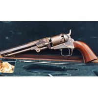 Armes de Poing RARE REVOLVER COLT MODELE 1849 LONDON 1853 PRODUIT A 11000 EXEMPLAIRES EN COFFRET AVEC ACCESSOIRES XIXè {PRODUCT_