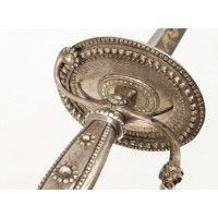 Armes Blanches LUXUEUSE ÉPÉE DE COUR EN ARGENT ÉPOQUE LOUIS XVI LAME BLEUIE DORÉE - FRANCE ANCIENNE MONARCHIE {PRODUCT_REFERENCE