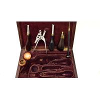Armes de Poing REVOLVER HOULLIER BLANCHARD BREVETÉ À PARIS EN CASSETTE OUTILS RECHARGEMENT CALIBRE 31 VERS 1855 - FRANCE XIXè {P