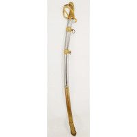 Armes Blanches SABRE D'OFFICIER SUPERIEUR DE CAVALERIE LEGERE SUPERBE LAME DORÉE VERS 1815 - FRANCE RESTAURATION {PRODUCT_REFERE