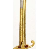 Armes Blanches SABRE D'OFFICIER SUPERIEUR DE CAVALERIE LEGERE SUPERBE LAME DORÉE VERS 1815 - FRANCE RESTAURATION {PRODUCT_REFERE