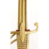 Armes Blanches SABRE D'OFFICIER SUPERIEUR DE CAVALERIE LEGERE SUPERBE LAME DORÉE VERS 1815 - FRANCE RESTAURATION {PRODUCT_REFERE