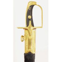 Armes Blanches SABRE D'OFFICIER SUPERIEUR DE HUSSARD A LA HONGROISE GODRONNÉ  LARGE LAME BLEUIE - FRANCE DIRECTOIRE {PRODUCT_REF