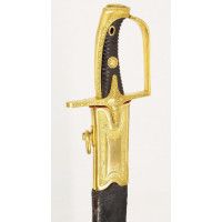 Armes Blanches SABRE D'OFFICIER SUPERIEUR DE HUSSARD A LA HONGROISE GODRONNÉ  LARGE LAME BLEUIE - FRANCE DIRECTOIRE {PRODUCT_REF