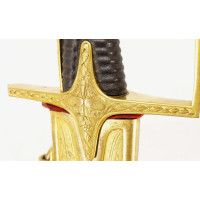 Armes Blanches SABRE D'OFFICIER SUPERIEUR DE HUSSARD A LA HONGROISE GODRONNÉ  LARGE LAME BLEUIE - FRANCE DIRECTOIRE {PRODUCT_REF