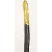 Armes Blanches SABRE D'OFFICIER SUPERIEUR DE HUSSARD A LA HONGROISE GODRONNÉ  LARGE LAME BLEUIE - FRANCE DIRECTOIRE {PRODUCT_REF