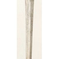 Armes Blanches FORTE ÉPÉE DE CHEVAU-LÉGERS DE LA MAISON DU ROI VERS 1750-1762 ANCIENNE MONARCHIE RÈGNE DE LOUIS XV {PRODUCT_REFE