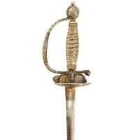 Armes Blanches ÉPÉE DE VILLE OU DE COUR  À LA MOUSQUETAIRE  EN VERMEIL  POINCON DE LYON 1762 À 1780  -  FRANCE ANCIENNE MONARCHI