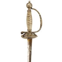 Armes Blanches EPEE DE VILLE OU DE COUR  A LA MOUSQUETAIRE  EN VERMEIL  POINCON DE LYON 1762/1780  -  FRANCE ANCIENNE MONARCHIE 