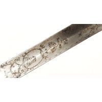 Armes Blanches EPEE DE VILLE OU DE COUR  A LA MOUSQUETAIRE  EN VERMEIL  POINCON DE LYON 1762/1780  -  FRANCE ANCIENNE MONARCHIE 