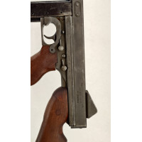 Armes Neutralisées  WW2  PISTOLET MITRAILLEUR    THOMPSON MODELE M1 A1    NEUTRALISATION  UE 2025  CULASSE MOBILE {PRODUCT_REFER