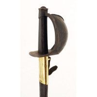 Armes Blanches SABRE D'ABORDAGE CUILLIERE A POT MARINE MILITAIRE MODELE 1833 MANUFACTURE ROYALE CHATELLERAULT 1845 - France Loui