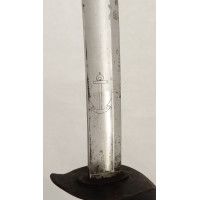 Armes Blanches SABRE D'ABORDAGE CUILLIERE A POT MARINE MILITAIRE MODELE 1833 MANUFACTURE ROYALE CHATELLERAULT 1845 - France Loui