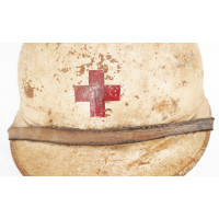 Militaria WW1 CASQUE ADRIAN MODELE 1915  INFIRMIER DE CAMPAGNE CROIX ROUGE - FRANCE PREMIERE GUERRE MONDIALE {PRODUCT_REFERENCE}