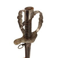 Armes Blanches SABRE DES DRAGONS MODELE RÈGLEMENT DU 25 AVRIL 1767 GARDE FER EN "N" 1771-1775 1er ESCADRON N°32 - FRANCE ANCIENN