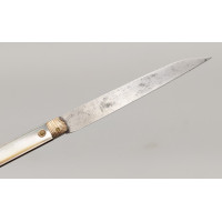 Coutellerie FIN COUTEAU PLIANT 18è DE VOYAGE  OR ET NACRE  DOUBLE LAME ARGENT ET ACIER - FRANCE FIN DU XVIIIè {PRODUCT_REFERENCE