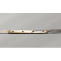 Coutellerie FIN COUTEAU PLIANT 18è DE VOYAGE  OR ET NACRE  DOUBLE LAME ARGENT ET ACIER - FRANCE FIN DU XVIIIè {PRODUCT_REFERENCE