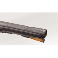 Armes de Poing PISTOLET A SILEX D'OFFICIER PAR TEZENAS JACQUES ARQUEBUSIER EN 1740 A SAINT ETIENNE - FRANCE EPOQUE LOUIS XV {PRO