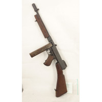 Armes Neutralisées WW2  PISTOLET MITRAILLEUR    THOMPSON MODELE 1928 A1    NEUTRALISATION  UE 2025  CULASSE MOBILE {PRODUCT_REFE