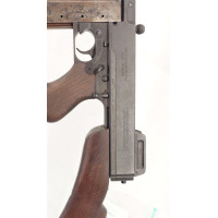 Armes Neutralisées WW2  PISTOLET MITRAILLEUR    THOMPSON MODELE 1928 A1    NEUTRALISATION  UE 2025  CULASSE MOBILE {PRODUCT_REFE