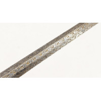 Armes Blanches FINE ET RICHE ÉPÉE À LA MOUQUETAIRE EN FER LAME GRAVÉE DEVISE RECTE FACIENDO NEMINEM TIMEAS  - FRANCE FIN DU XVII