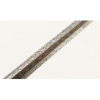Armes Blanches FINE ET RICHE ÉPÉE À LA MOUQUETAIRE EN FER LAME GRAVÉE DEVISE RECTE FACIENDO NEMINEM TIMEAS  - FRANCE FIN DU XVII