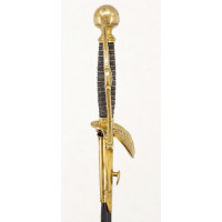 Armes Blanches ÉPÉE D'OFFICIER SUPÉRIEUR DU RÉGIMENT DE CUIRASSIERS D'ANGOULÊME - FRANCE RESTAURATION / LOUIS XVIII {PRODUCT_REF