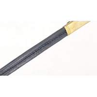 Armes Blanches ÉPÉE D'OFFICIER SUPÉRIEUR DU RÉGIMENT DE CUIRASSIERS D'ANGOULÊME - FRANCE RESTAURATION / LOUIS XVIII {PRODUCT_REF
