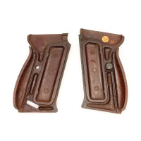 Pièces détachées en ligne P38 WALTHER    PLAQUETTES DE CROSSE  EN FIBRE ROUGE    WW2 {PRODUCT_REFERENCE} - 1