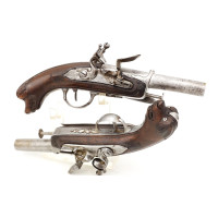 Armes de Poing PAIRE DE PISTOLETS À  SILEX  CHIEN DE MER  MARINE MILITAIRE  VERS 1770 / 1780 - FRANCE ANCIENNE MONARCHIE {PRODUC