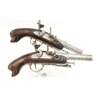 Armes de Poing PAIRE DE PISTOLETS À  SILEX  CHIEN DE MER  MARINE MILITAIRE  VERS 1770 / 1780 - FRANCE ANCIENNE MONARCHIE {PRODUC