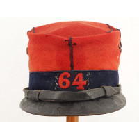Militaria KÉPI TROUPE MODÈLE 1884 DU 64è RÉGIMENT D'INFANTERIE DATÉ 1912 - FRANCE PREMIÈRE GUERRE MONDIALE {PRODUCT_REFERENCE} -