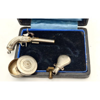 Armes de Poing PISTOLET A PERCUSSION MINIATURE + ACCESSOIRES EN COFFRET BREVETE S.G.D.G. {PRODUCT_REFERENCE} - 3