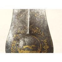 Armes Blanches POINTE DE FER ESPONTON D'OFFICIER AUX ARMES DE MANTES LA JOLIE VERS 1700/1750 PIQUE LANCE - FRANCE ANCIENNE MONAR