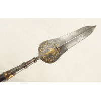 Armes Blanches POINTE DE FER ESPONTON D'OFFICIER AUX ARMES DE MANTES LA JOLIE VERS 1700/1750 PIQUE LANCE - FRANCE ANCIENNE MONAR