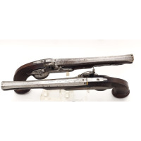 Armes de Poing PAIRE DE PISTOLETS DE RÉCOMPENSE DU DIRECTOIRE EXÉCUTIF AU COMMANDANT FREDERIC LOUIS TRAWITZ (1771 - 1817) BOUTET