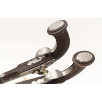 Armes de Poing PAIRE DE PISTOLETS DE RÉCOMPENSE DU DIRECTOIRE EXÉCUTIF AU COMMANDANT FREDERIC LOUIS TRAWITZ (1771 - 1817) BOUTET