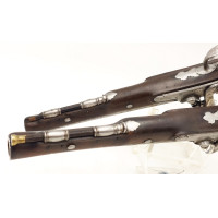 Armes de Poing PAIRE DE PISTOLETS DE RÉCOMPENSE DU DIRECTOIRE EXÉCUTIF AU COMMANDANT FREDERIC LOUIS TRAWITZ (1771 - 1817) BOUTET