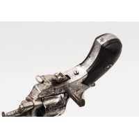 Armes de Poing PETIT REVOLVER DE POCHE  PUPPY TYPE BULL DOG   SA.DA   CALIBRE 22 SHORT - BELGIQUE XIXè {PRODUCT_REFERENCE} - 4