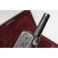 Armes de Poing PISTOLET GAULOIS NUMERO 4 EN COFFRET FINITION LUXE CALIBRE 8MM GAULOIS Mre DE SAINT-ETIENNE - FRANCE XIXè {PRODUC