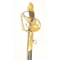 Armes Blanches SABRE MONTMORENCY OFFICIER REVOLUTIONNAIRE VERS 1792 MODELE AU LION GRIMPANT - FRANCE REVOLUTION {PRODUCT_REFEREN