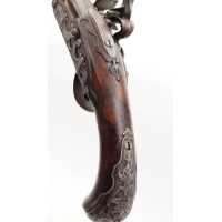 Armes de Poing PISTOLET DE VOYAGE A SILEX XVIIIè SIGNATURE DE HENRI DEVILLERS LIEGE 1734-1762 - BELGIQUE 18è {PRODUCT_REFERENCE}