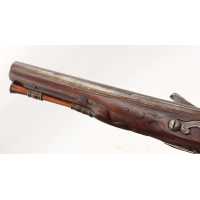 Armes de Poing PISTOLET DE VOYAGE A SILEX XVIIIè SIGNATURE DE HENRI DEVILLERS LIEGE 1734-1762 - BELGIQUE 18è {PRODUCT_REFERENCE}
