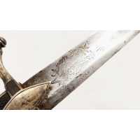 Armes Blanches RARE SABRE D'OFFICIER DE CHASSEUR A CHEVAL OU HUSSARD EN ARGENT 950M TETE VIEILLARD - FRANCE REPUBLIQUE - DIRECTO